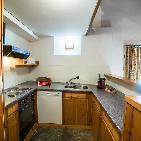 Chesa Michel Appartement Bever Kamer foto