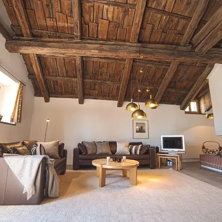 Chesa Michel Appartement Bever Kamer foto