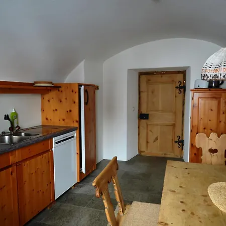 Chesa Michel Appartement Bever Kamer foto