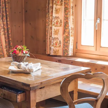 Chesa Michel Appartement Bever Kamer foto
