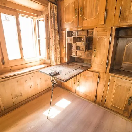 Chesa Michel Appartement Bever Kamer foto