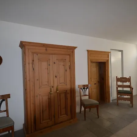 Chesa Michel Appartement Bever Kamer foto