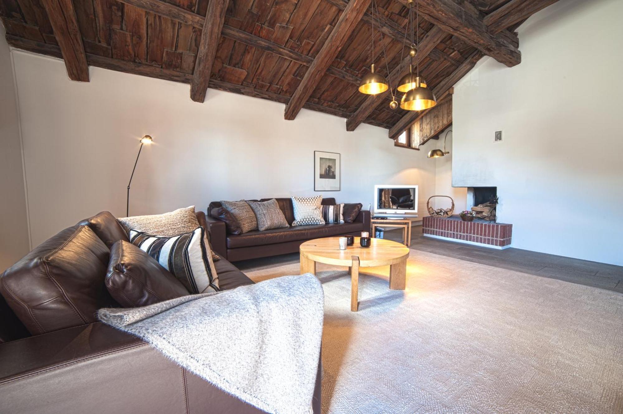 Chesa Michel Apartment *