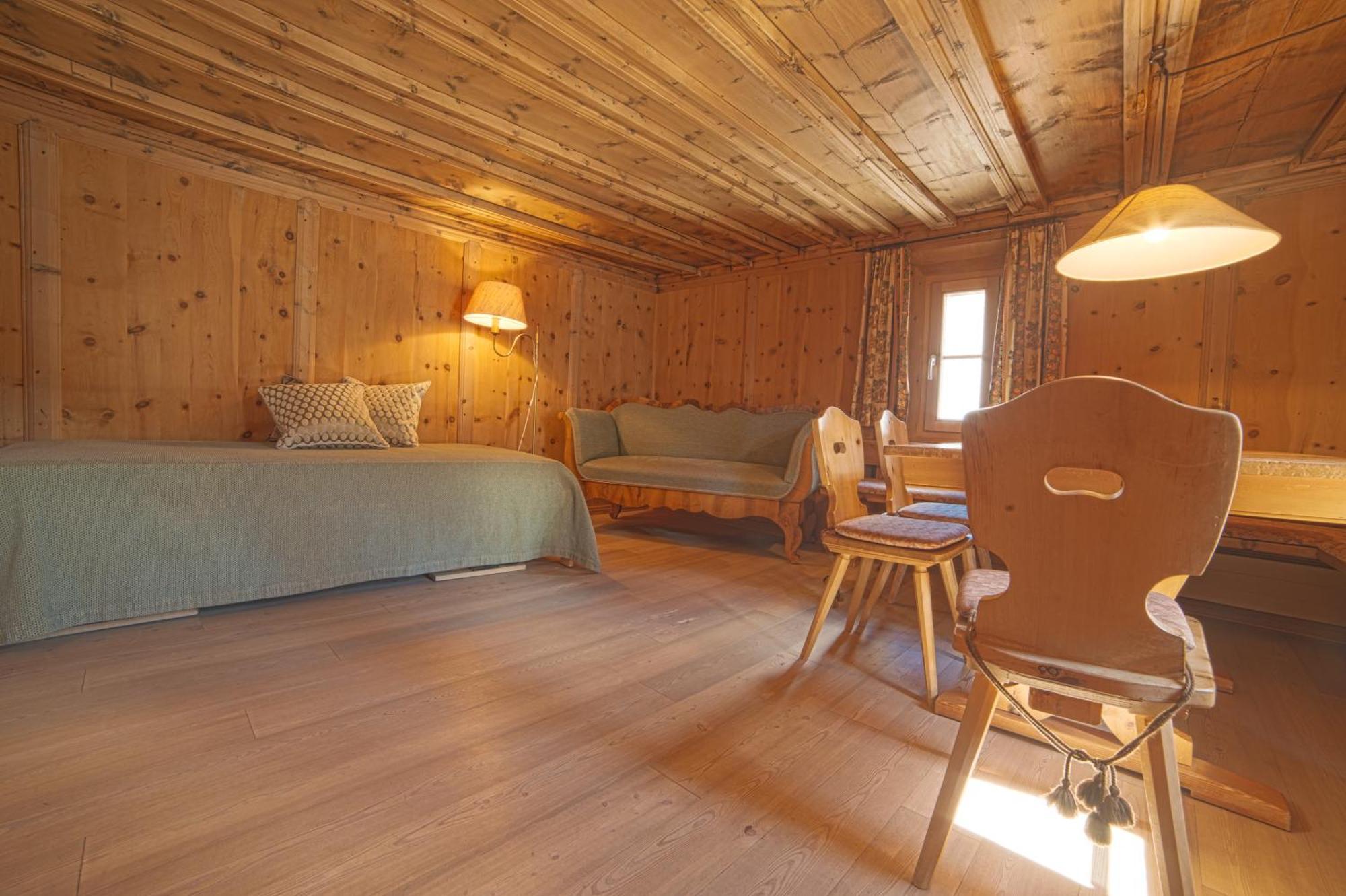 Apartment Chesa Michel Bever