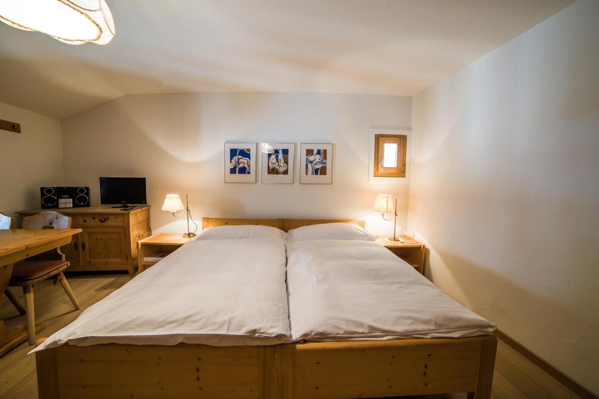 Chesa Michel Apartment *